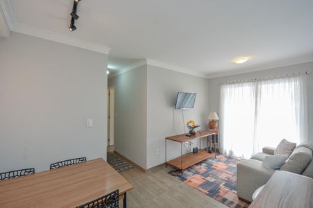 Sala de apartamento para alugar com 2 quartos, 62m² em Vila Isa, São Paulo