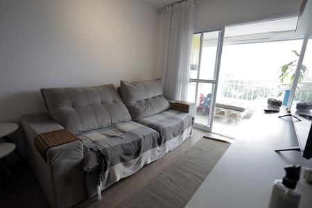 Sala de apartamento à venda com 3 quartos, 80m² em Vila Eldizia, Santo André