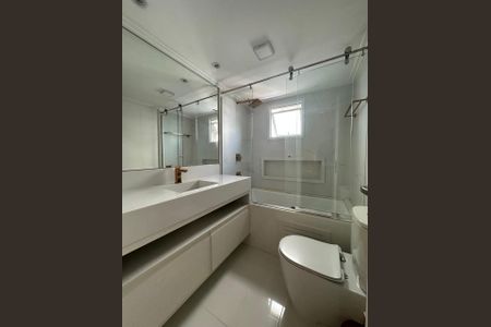 Apartamento à venda com 156m², 3 quartos e 2 vagas