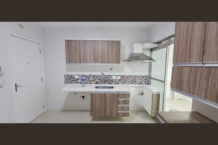 Apartamento à venda com 202m², 3 quartos e 3 vagas