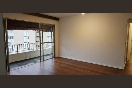 Apartamento à venda com 3 quartos, 202m² em Vila Romana, São Paulo