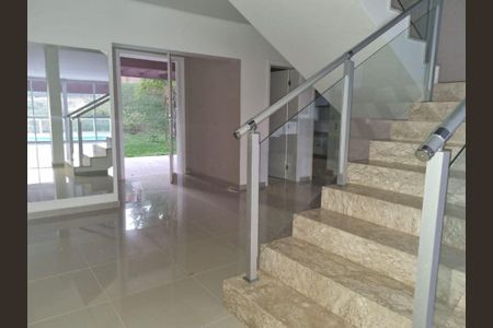 Casa à venda com 540m², 6 quartos e 3 vagasCorredor