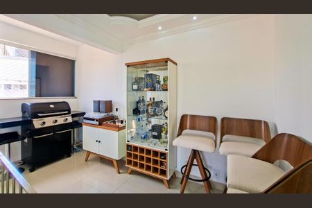 Apartamento à venda com 112m², 3 quartos e 2 vagasCobertura Sala 