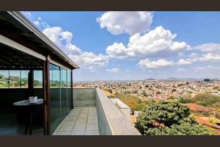 Apartamento à venda com 112m², 3 quartos e 2 vagasCobertura