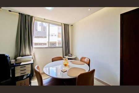 Apartamento à venda com 112m², 3 quartos e 2 vagasSala