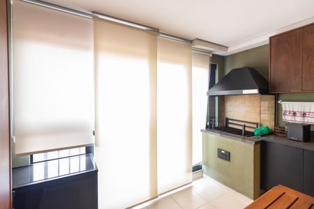 Varanda gourmet de apartamento à venda com 2 quartos, 62m² em Continental, Osasco