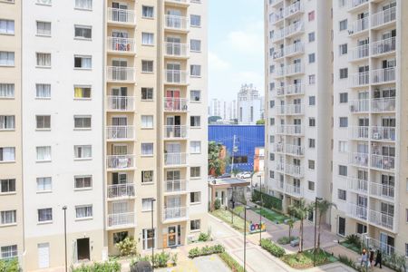 Vista da Suíte de apartamento para alugar com 1 quarto, 32m² em Parque Industrial Tomas Edson, São Paulo