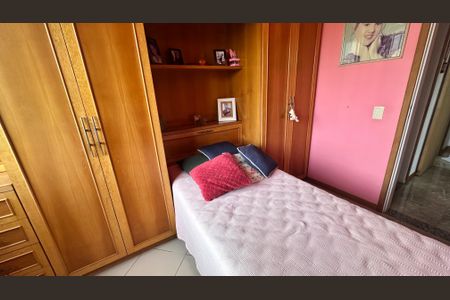 Apartamento à venda com 136m², 4 quartos e 2 vagas Apartamento à venda com 136m², 4 quartos e 2 vagasSemi suíte 2