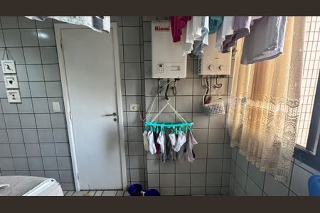 Apartamento à venda com 136m², 4 quartos e 2 vagas Apartamento à venda com 136m², 4 quartos e 2 vagasÁrea de Serviço