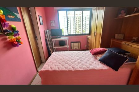 Apartamento à venda com 136m², 4 quartos e 2 vagas Apartamento à venda com 136m², 4 quartos e 2 vagasSemi suíte 2