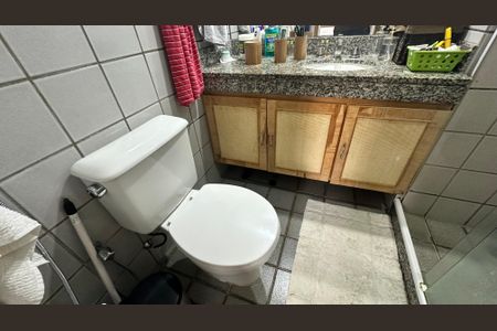 Apartamento à venda com 136m², 4 quartos e 2 vagas Apartamento à venda com 136m², 4 quartos e 2 vagasBanheiro Suíte 3