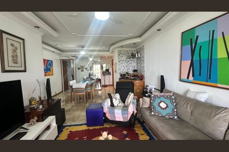 Apartamento à venda com 136m², 4 quartos e 2 vagas Apartamento à venda com 136m², 4 quartos e 2 vagasSala