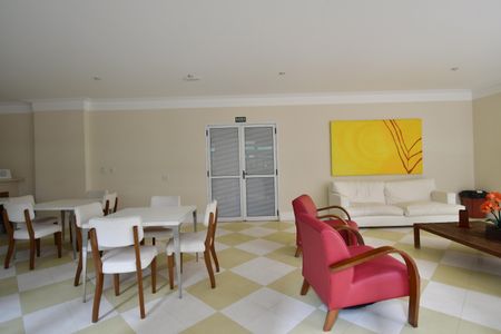 Apartamento à venda com 186m², 3 quartos e 2 vagasÁrea comum - Salão de festas