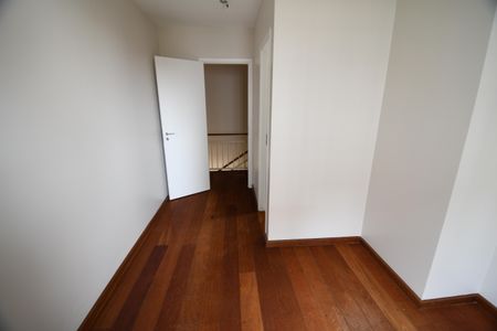 Apartamento à venda com 186m², 3 quartos e 2 vagasSuíte 2