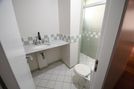 Apartamento à venda com 186m², 3 quartos e 2 vagasBanheiro da Suíte 3