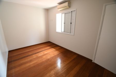 Apartamento à venda com 186m², 3 quartos e 2 vagasSuíte 3