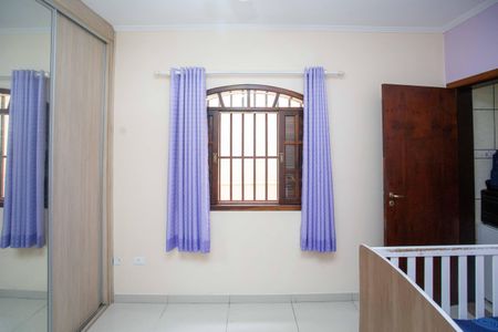 Casa à venda com 176m², 3 quartos e 2 vagasQuarto 3