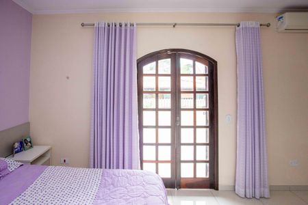 Casa à venda com 176m², 3 quartos e 2 vagasQuarto 1