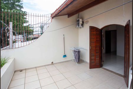 Casa à venda com 176m², 3 quartos e 2 vagasSacada