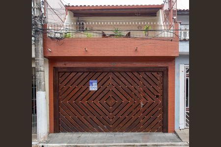 Casa à venda com 176m², 3 quartos e 2 vagasFachada