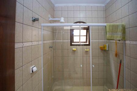 Casa à venda com 176m², 3 quartos e 2 vagasBanheiro 2