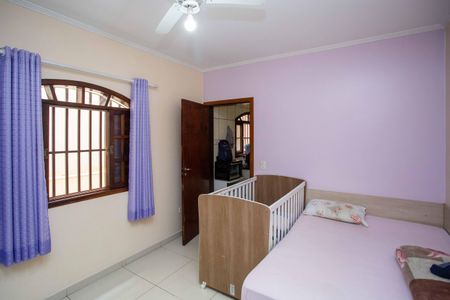 Casa à venda com 176m², 3 quartos e 2 vagasQuarto 3