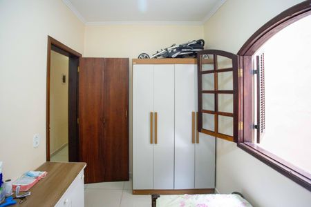 Casa à venda com 176m², 3 quartos e 2 vagasQuarto 2