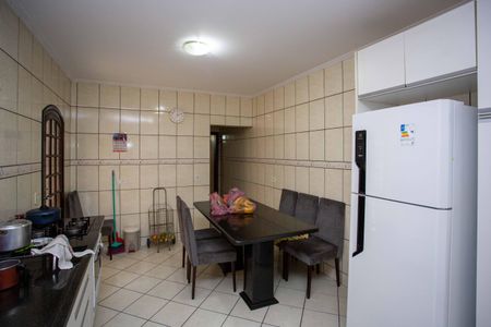 Casa à venda com 176m², 3 quartos e 2 vagasCozinha
