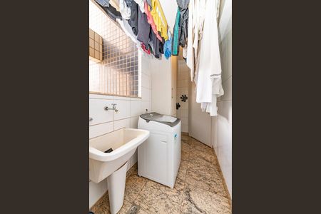 Apartamento à venda com 110m², 3 quartos e 3 vagas Apartamento à venda com 110m², 3 quartos e 3 vagasÁrea de Serviço