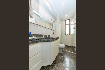 Apartamento à venda com 110m², 3 quartos e 3 vagas Apartamento à venda com 110m², 3 quartos e 3 vagasBanheiro Social