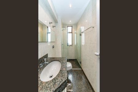 Apartamento à venda com 110m², 3 quartos e 3 vagas Apartamento à venda com 110m², 3 quartos e 3 vagasBanheiro Social