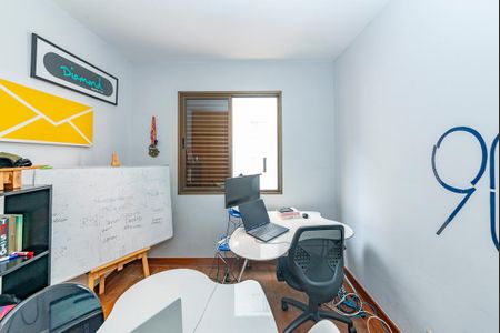 Apartamento à venda com 110m², 3 quartos e 3 vagas Apartamento à venda com 110m², 3 quartos e 3 vagasQuarto 1