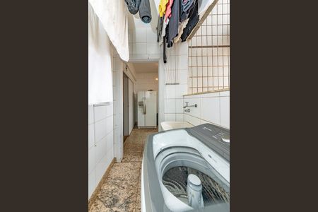 Apartamento à venda com 110m², 3 quartos e 3 vagas Apartamento à venda com 110m², 3 quartos e 3 vagasÁrea de Serviço