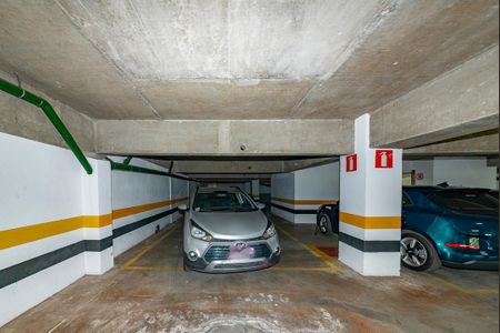 Apartamento à venda com 110m², 3 quartos e 3 vagas Apartamento à venda com 110m², 3 quartos e 3 vagasGaragem