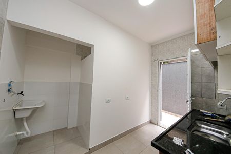 Cozinha de kitnet/studio para alugar com 1 quarto, 30m² em Jardim Independência, São Paulo