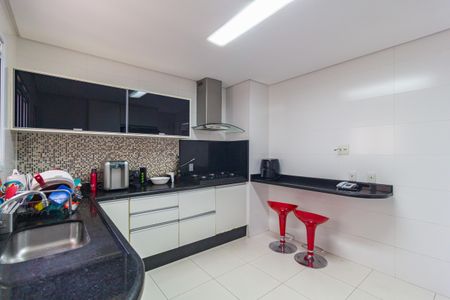 Apartamento à venda com 126m², 3 quartos e 2 vagasCozinha