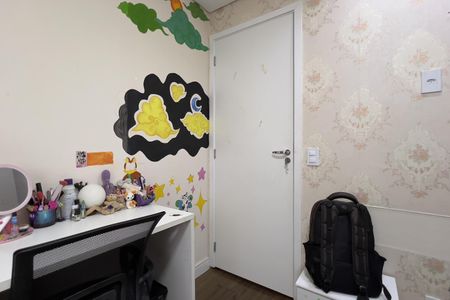 Apartamento à venda com 81m², 3 quartos e 2 vagasQuarto 2