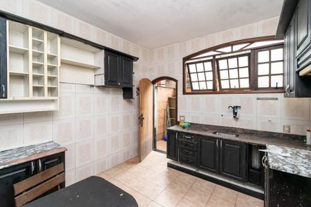 Casa à venda com 280m², 3 quartos e 2 vagasCozinha