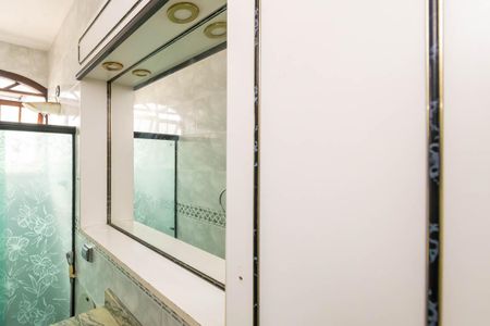 Casa à venda com 280m², 3 quartos e 2 vagasBanheiro 1