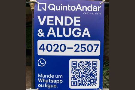 Casa à venda com 280m², 3 quartos e 2 vagasPlaca