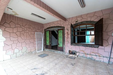 Casa à venda com 280m², 3 quartos e 2 vagasGaragem