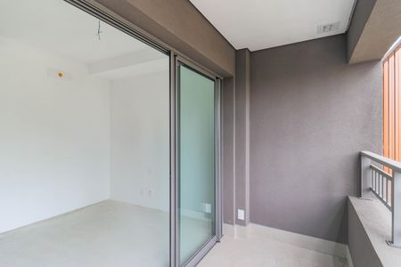 Studio à venda com 26m², 1 quarto e sem vaga Studio à venda com 26m², 1 quarto e sem vagaVaranda