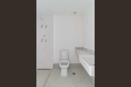 Studio à venda com 26m², 1 quarto e sem vaga Studio à venda com 26m², 1 quarto e sem vagaBanheiro