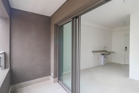 Studio à venda com 26m², 1 quarto e sem vaga Studio à venda com 26m², 1 quarto e sem vagaVaranda