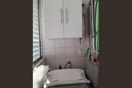 Apartamento à venda com 2 quartos, 74m² em Luz, São Paulo