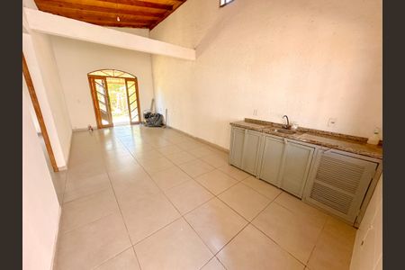 Sala/Cozinha de casa para alugar com 2 quartos, 55m² em São João do Rio Vermelho, Florianópolis