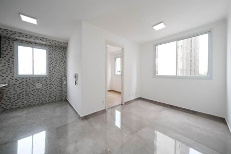 Apartamento para alugar com 34m², 2 quartos e 1 vagaSala/Cozinha