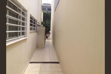 Casa à venda com 4 quartos, 298m² em Jardim São Paulo, São Paulo