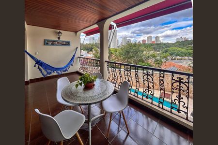 Casa à venda com 420m², 4 quartos e 2 vagas