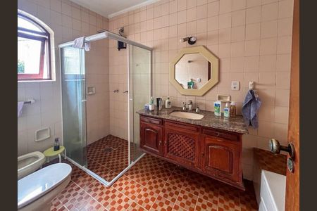 Casa à venda com 420m², 4 quartos e 2 vagas